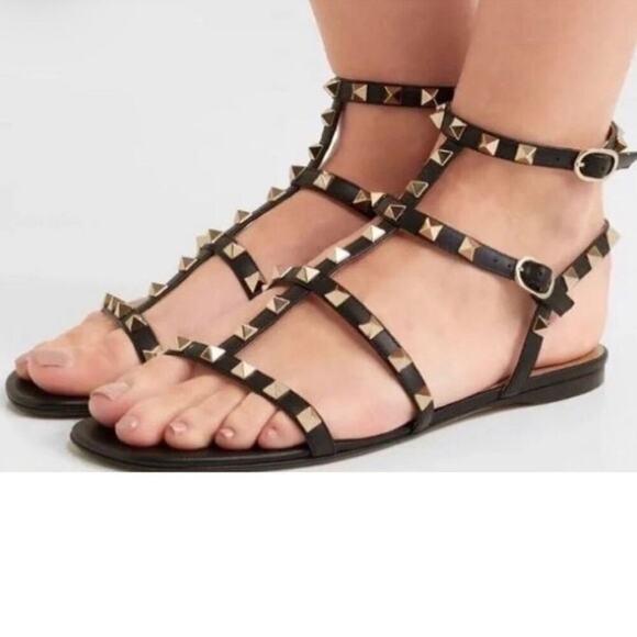 Valentino Garavani Black leather Gladiator caged Rockstud flat sandals EU 38 - Picture 1 of 13